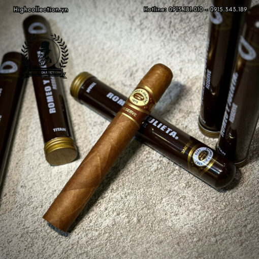 Cigar Romeo Y Julieta 21 Titan