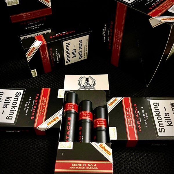 cigar partagas 15 serie d no 4 tubos noi dia duc 1647419304746