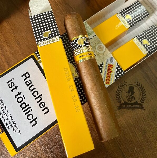 Cigar Cohiba Robusto Pack Giấy Đức
