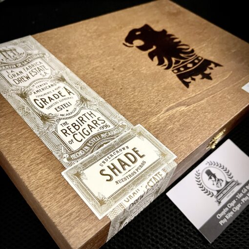 Cigar Undercrown Shade Toro Tubos