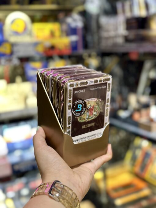 Cigar Romeo Y Julieta Amores