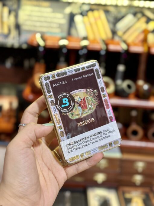 Cigar Romeo Y Julieta Amores